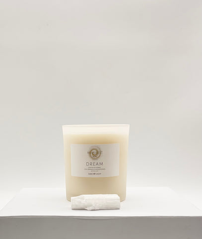 Manifest NUYU - 'Dream' Candle with Selenite 30cl